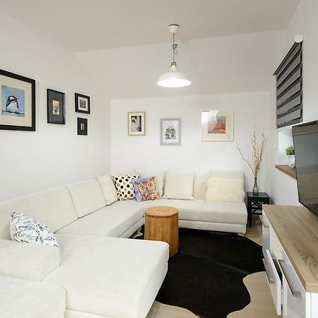 Apartman Chopok Juh Anka Horna Lehota Exterior photo